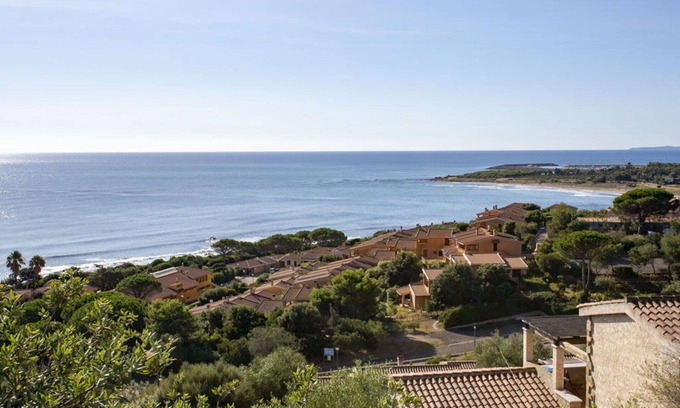 Villaputzu Villa | Beautiful apartment in villa for 6 guests with A/C, TV and pets allowed