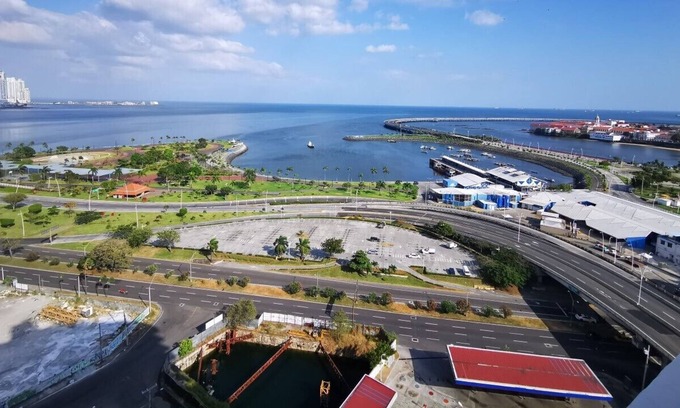 Santa Ana House | BEAUTIFUL APARTMENT WITH A GREAT VIEW OF THE OCEAN AND CINTA COSTERA