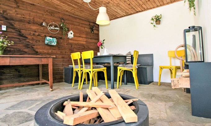 Steinach am Brenner House | Beautiful private villa for 3 guests with WIFI, TV, patio, pets allowed, panoramic view and park.
