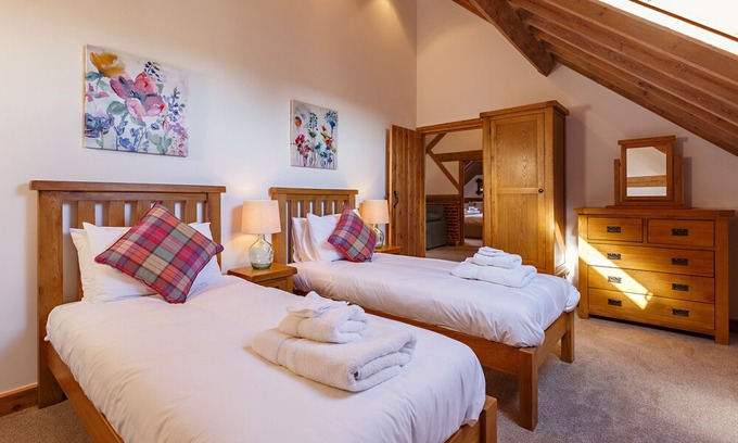 Bodham House | Beautiful Barn conversion with modern feel.