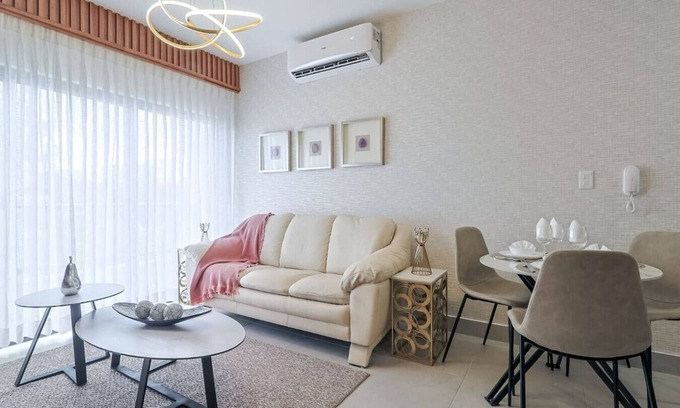 Ciudad Universitaria Apartment | Beautiful Centric Apt, Full AC, Fast Wi-Fi, Pool, Gym, Near All