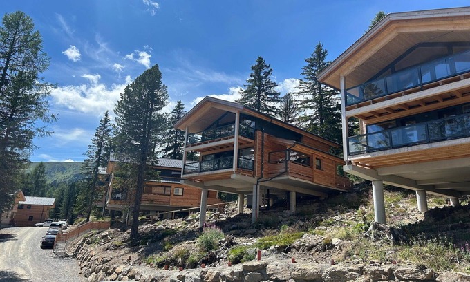 Turracher Hohe Ski Chalet | Beautiful chalet with balcony