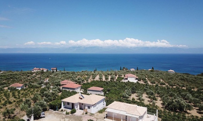 Pylos-Nestoras House | Beautiful, cheap holiday house in the country with terrace Messenia, Peloponnese