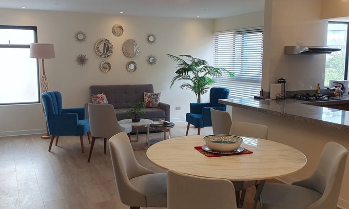 Armendariz Apartment | Beautiful complete apartment in Miraflores 2 blocks from Larcomar