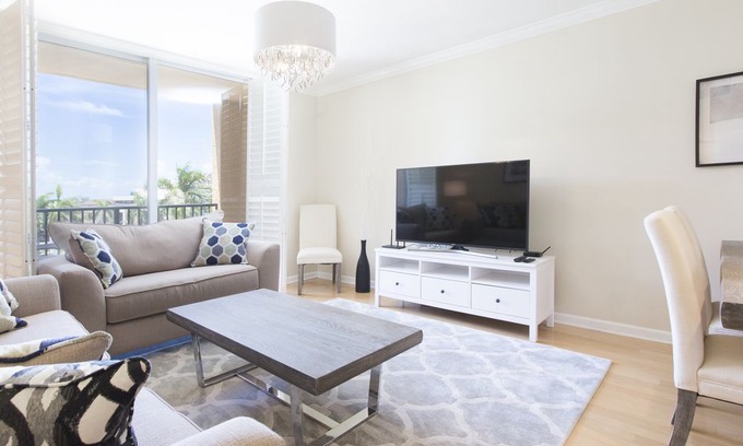 Downtown West Palm Beach Apartment | Beautiful Condo in the heart of the CityPlace