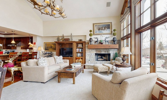 Ketchum Condo | Beautiful condo with views of Dollar Mountain, cable, WiFi, fireplace, & patio