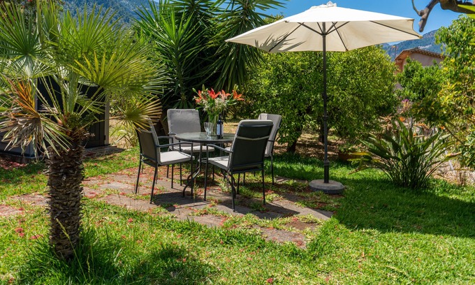 Biniaraix Cottage | Beautiful cottage with stunning views of the mountains