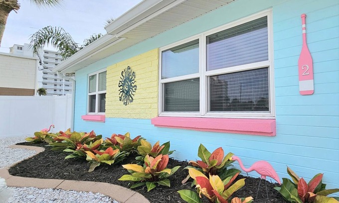 Sunny Shores House | Beautiful, Cozy, Beach Bungalow Steps from the Ocean!
