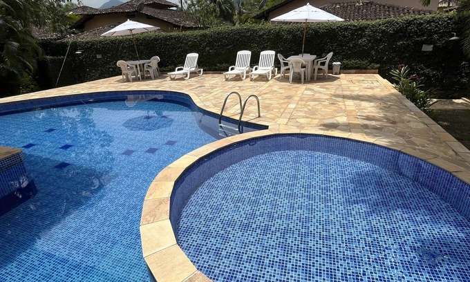 Camburi House | Beautiful cozy family home in gated community with 3 bedrooms (1 en suite)