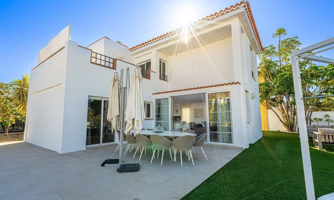 Palm-Mar House | BEAUTIFUL DETACHED HOUSE IN PUNTA RASCA IN THE HEART OF PALM MAR