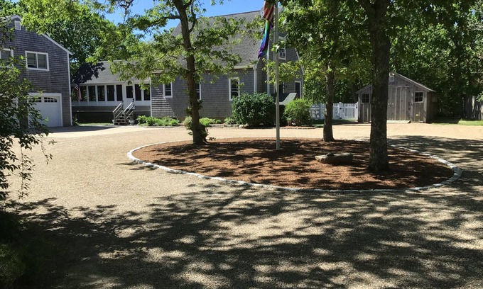 Edgartown House | Beautiful Edgartown Home-3 BR/2.5BA, Hot Tub, Gourmet Kitchen, Dogs OK!