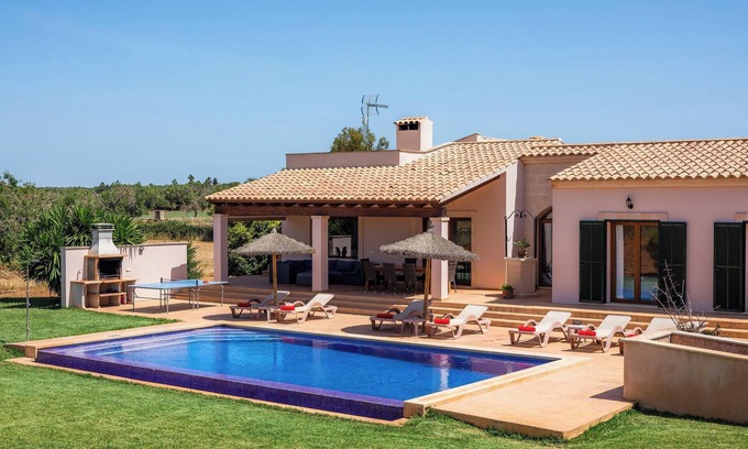 Santanyi Villa | Beautiful Finca "Sa Xorca" with pool, Air Conditioning and Wi-Fi