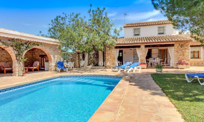 Benissa House | Beautiful Finca with 4 bedrooms and private pool. It has free Wifi