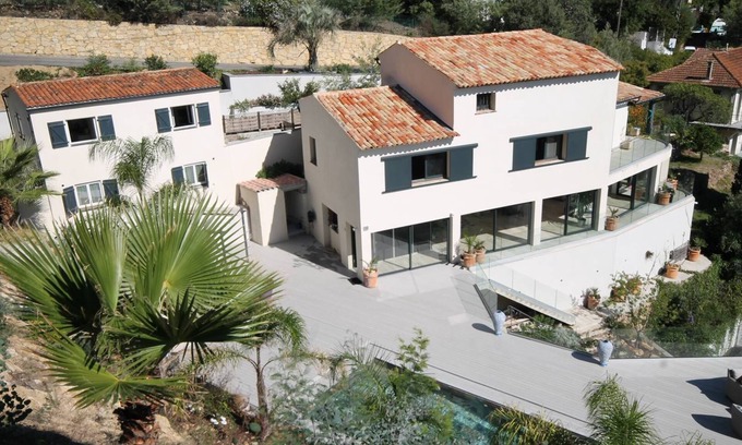Mandelieu-La-Napoule Villa | Beautiful new villa with panoramic sea view