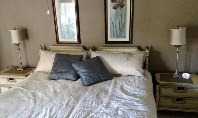 The Meadows Condo | Beautiful Golf Course View Condo