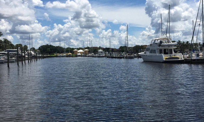 Burnt Store Condo | Beautiful harbor views and beautifully furnished and decorated