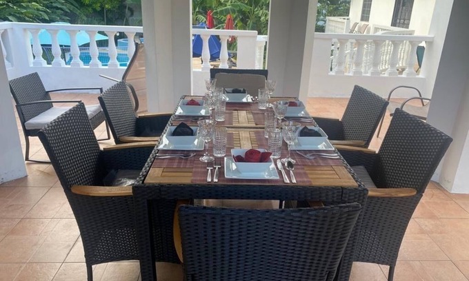 Tower Isle Bed & Breakfast | Beautiful hideaway one bedroom apartment