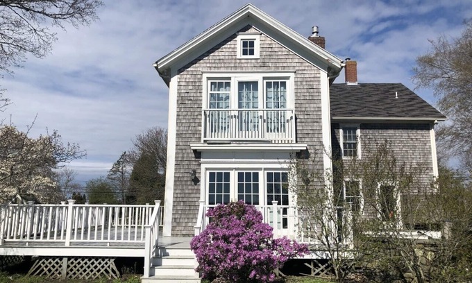Little Compton House | Beautiful Historic Home