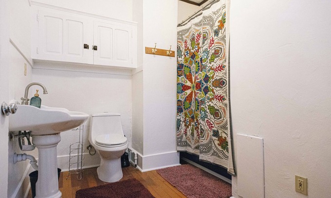 Huning Highland Historic District House | Beautiful Historic 120 y/o ABQ Home Near UNM/Downtown/Zoo/Aquarium/BioPark