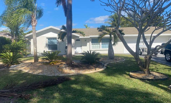 Palm Beach Gardens Villa | Beautiful home in a very upscale location in Palm Beach Gardens.