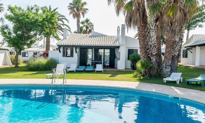 Binisafua House | Beautiful Holiday Home in Residential Complex with Pool, Wi-Fi, Terrace and Lawn; Parking Available