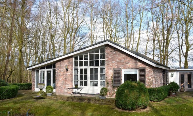 Veldhoek House | Beautiful holiday home with sauna