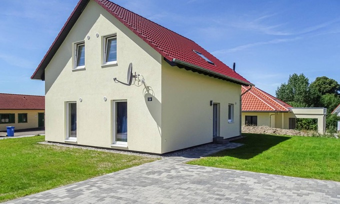 Boiensdorf House | Beautiful home in Boiensdorf with WiFi