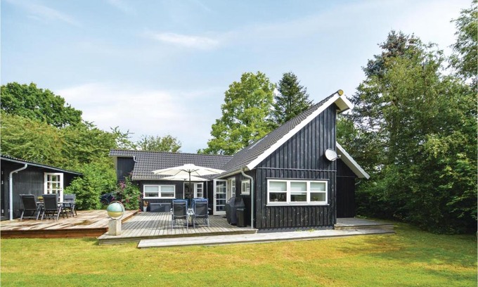 Faxe Ladeplads House | Beautiful home in Faxe Ladeplads w/ WiFi and 3 Bedrooms