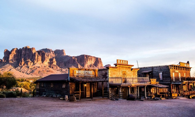 East Mesa House | Beautiful Home in East Mesa Arizona close to Superstition Mountains!