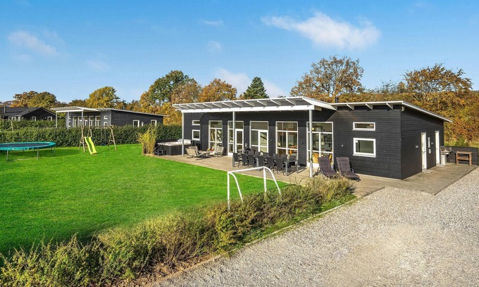 Fynshav House | Beautiful home in Haderslev with sauna