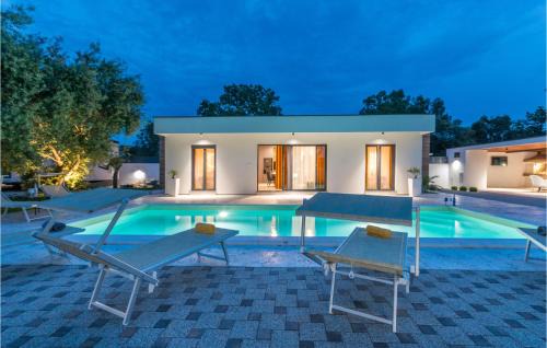 Biograd na Moru House | Beautiful Home In Biograd With Wifi