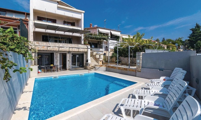 Vintijan House | Beautiful home in Pula with sauna