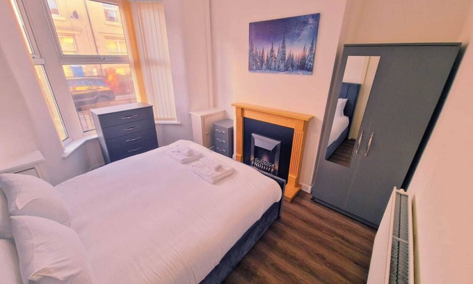 Anfield House | Beautiful home near LFC Stadium