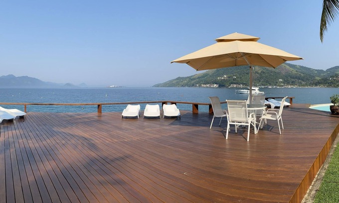 Portogalo House | Beautiful House 5 Suites by the beach in Portogalo