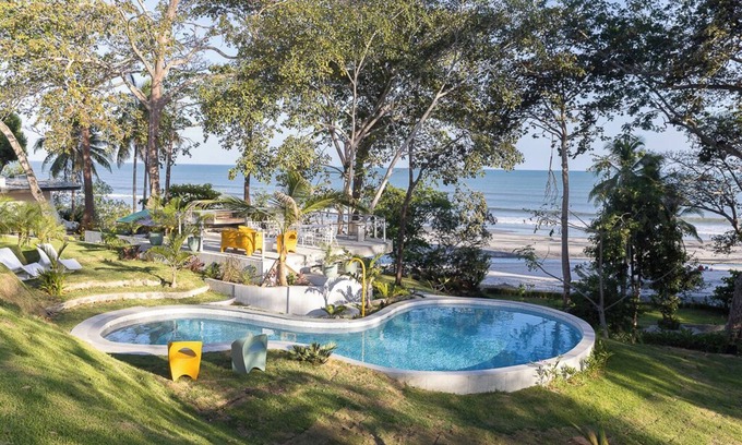 Boca Corona Cabin | Beautiful House beach front in Beach complex - Shared pool