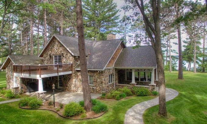 Lewiston House | Beautiful house on West Twin Lake