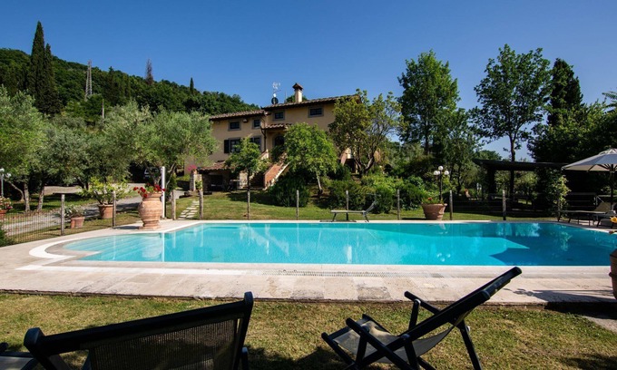 Castiglion Fiorentino Villa | Beautiful private villa with WIFI, A/C, private pool, TV, terrace and pets allowed, close to Are.