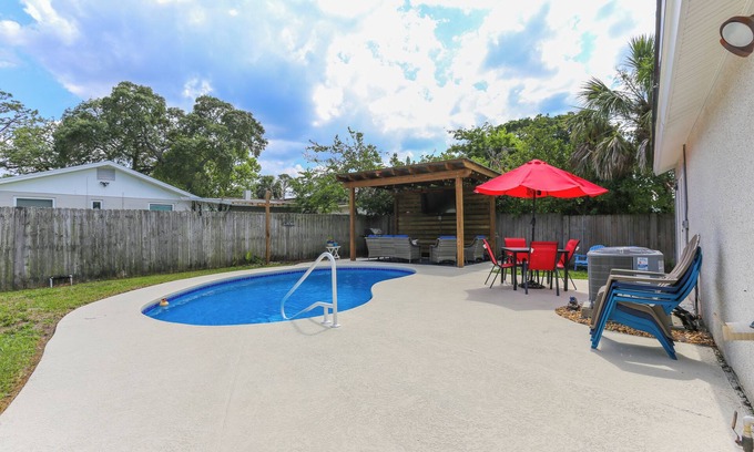 Jacksonville Beach House | Beautiful Jax Beach home with private pool