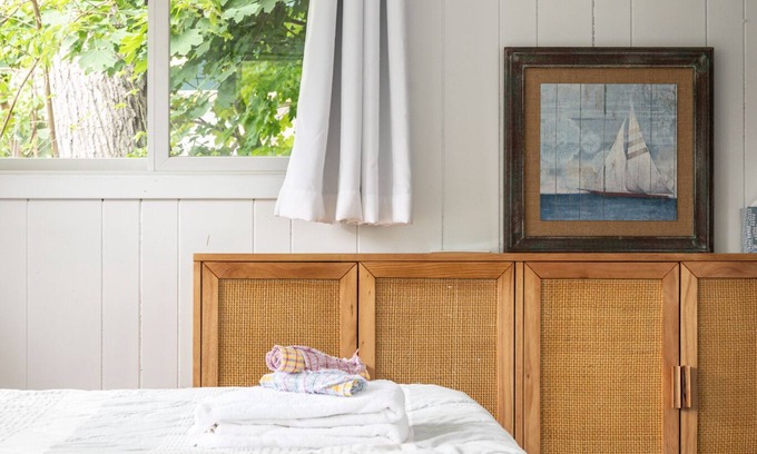Traverse City Cottage | Beautiful Leelanau County cottage & guest bunkhouse on 75' of waterfront.