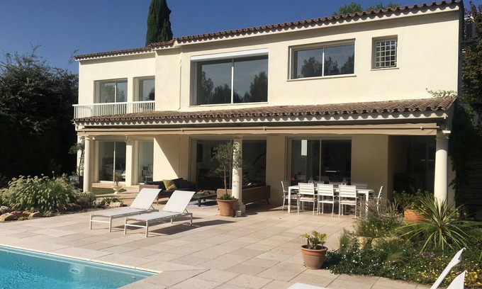 Biot Villa | Beautiful, luxury 5 bed villa with heated pool and airconditioning near Biot