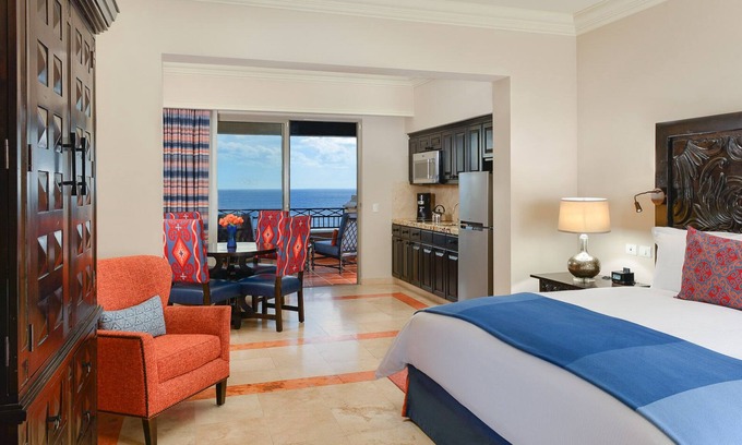 Pedregal Resort | Beautiful Master suite at Pueblo Bonito Los Cabos Beach Resort
