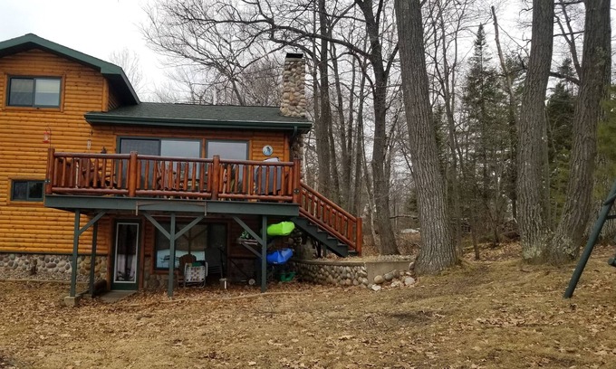 Rhinelander Cabin | Beautiful Modern Lake Front Cabin on Boom Lake