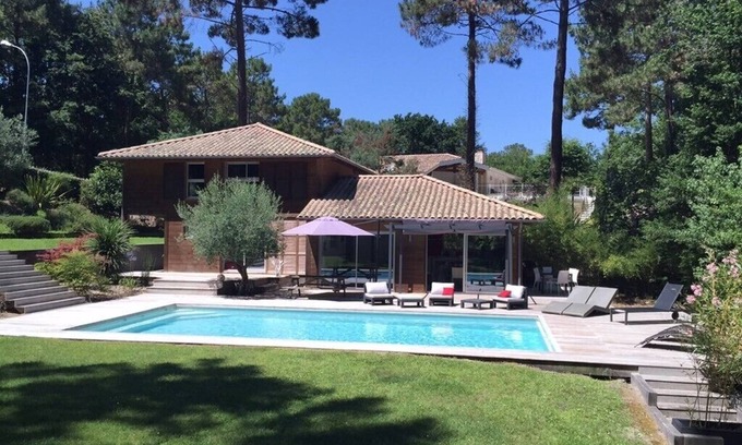 Biscarrosse House | beautiful modern villa of 150m² of wooden construction