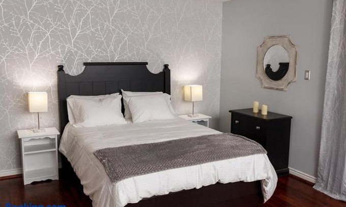 Craigleith Apartment | Beautiful Mountain Studio in The Blue Mountains