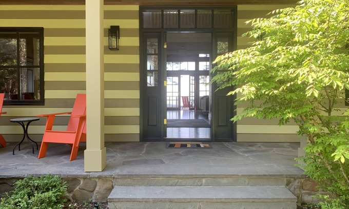 Eastsound House | Beautiful Mountainside Waterview Home on Gorgeous Orcas Island
