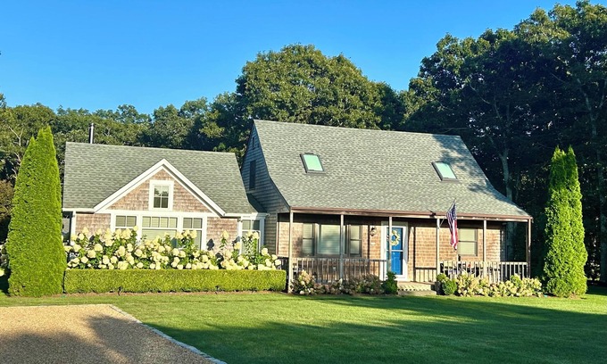 Oak Bluffs House | Beautiful MV Retreat - Central AC - Large Deck, Blue Stone Patio and Fire Pit
