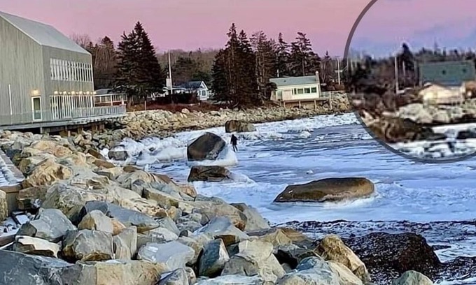 Summerville Centre House | Beautiful Oceanfront home steps to Summerville beach