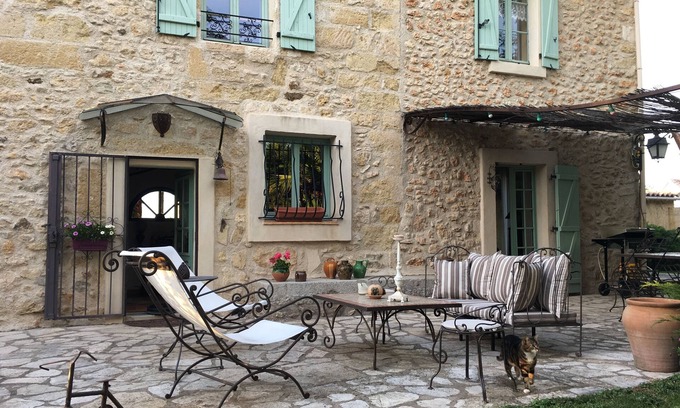 Puissalicon Villa | Beautiful old house full of charm in the heart of Languedoc