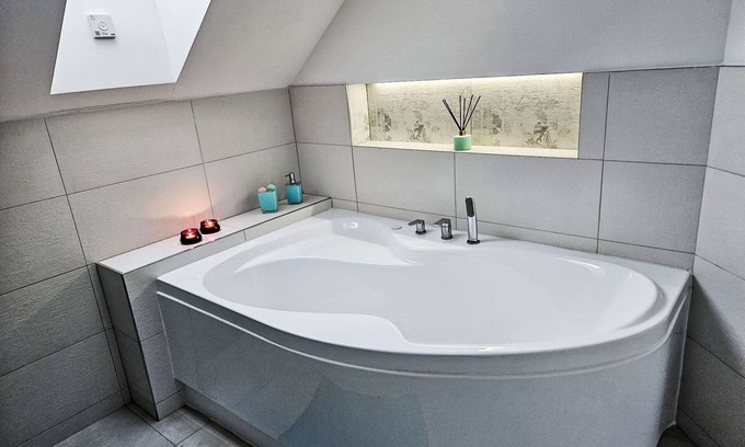 Zlate Hory House | Beautiful private villa for 4 guests with WIFI, TV, patio, pets allowed and parking