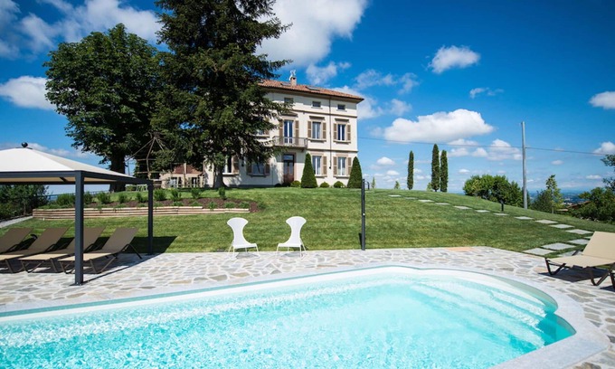Costigliole d'Asti Villa | Beautiful private villa for 12 guests with A/C, private pool, WIFI, TV, patio and panoramic view